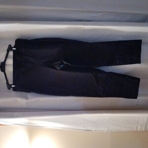 Black Polka Dot Capris 6P